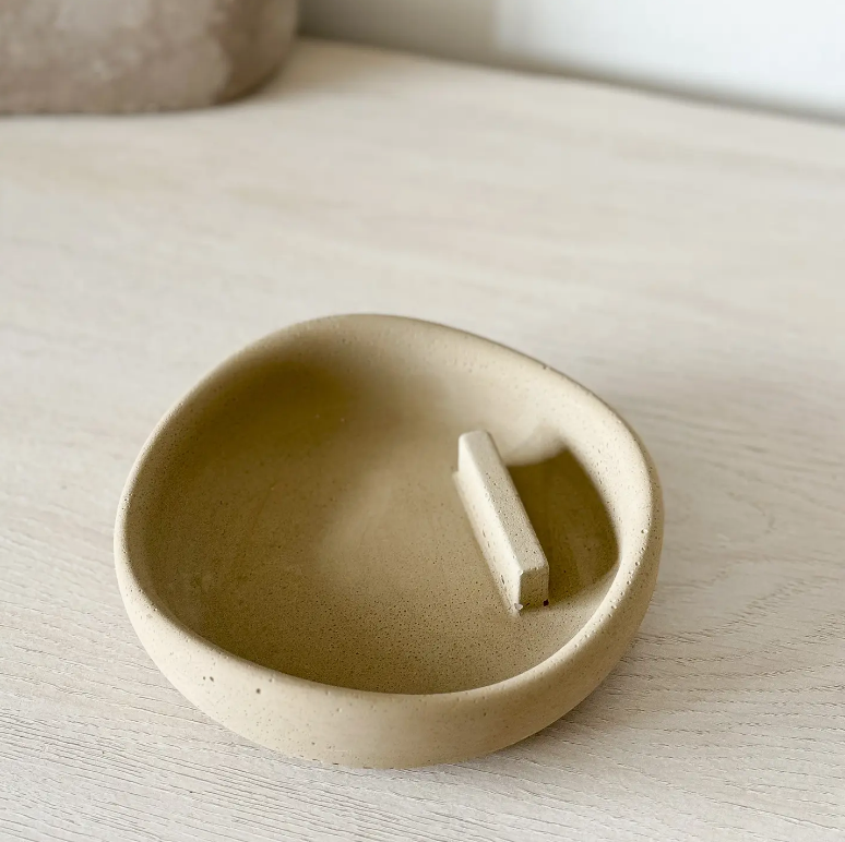 Mio Palo Santo Holder in Oat – Shop Akasi